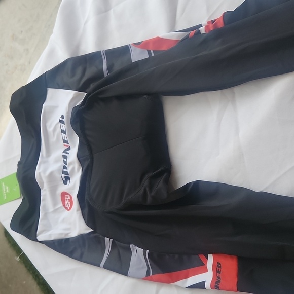 Black and Red Cycling Tights - Picture 5 of 7